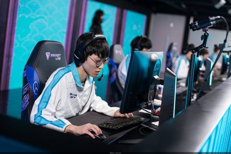 Esport Là Gì? Cách Cá Cược Esport Hiệu Quả Tại BK8 8 Nghiên Cứu Kỹ Đội Hình Và Phong Độ Đội Tuyển